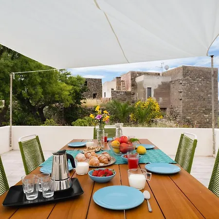 Dammuso Mariu Ferienhaus *